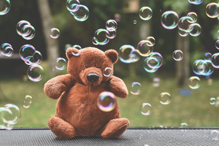 Die coolsten Technikspielzeuge für Kinder im Garten