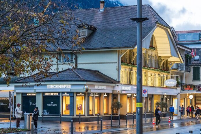juwelier rieger - Explore the elegant Kirchhofer and Cartier watch stores in Interlaken, Switzerland
